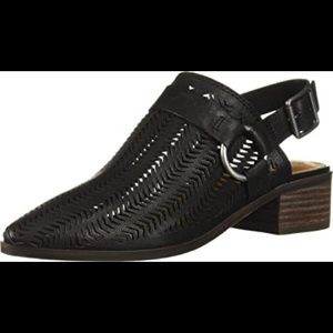 NWOB Lucky Brand clogs